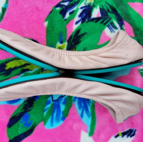 *SOLD*Tieks Ballerina Pink - Picture 4 of 9